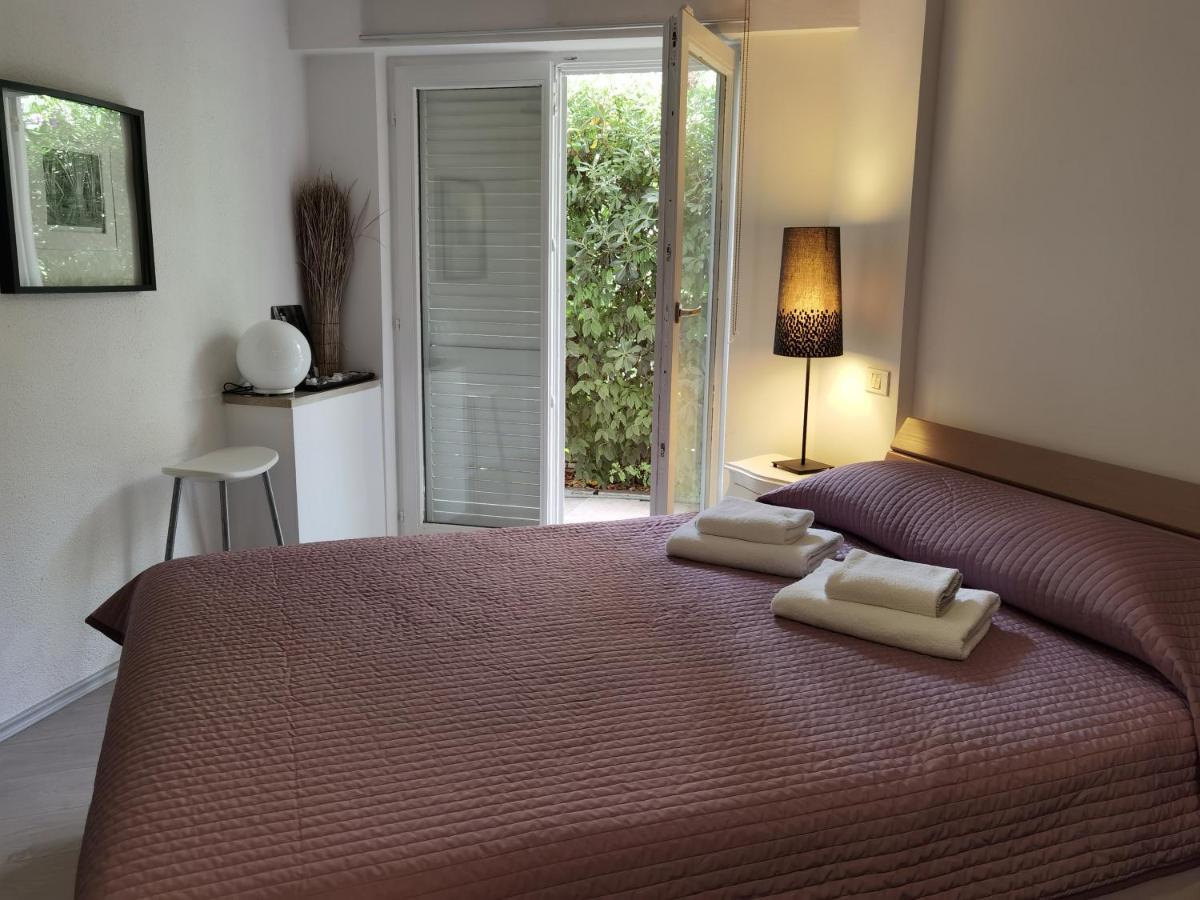 Pine And Lime Apartments Pula Bagian luar foto