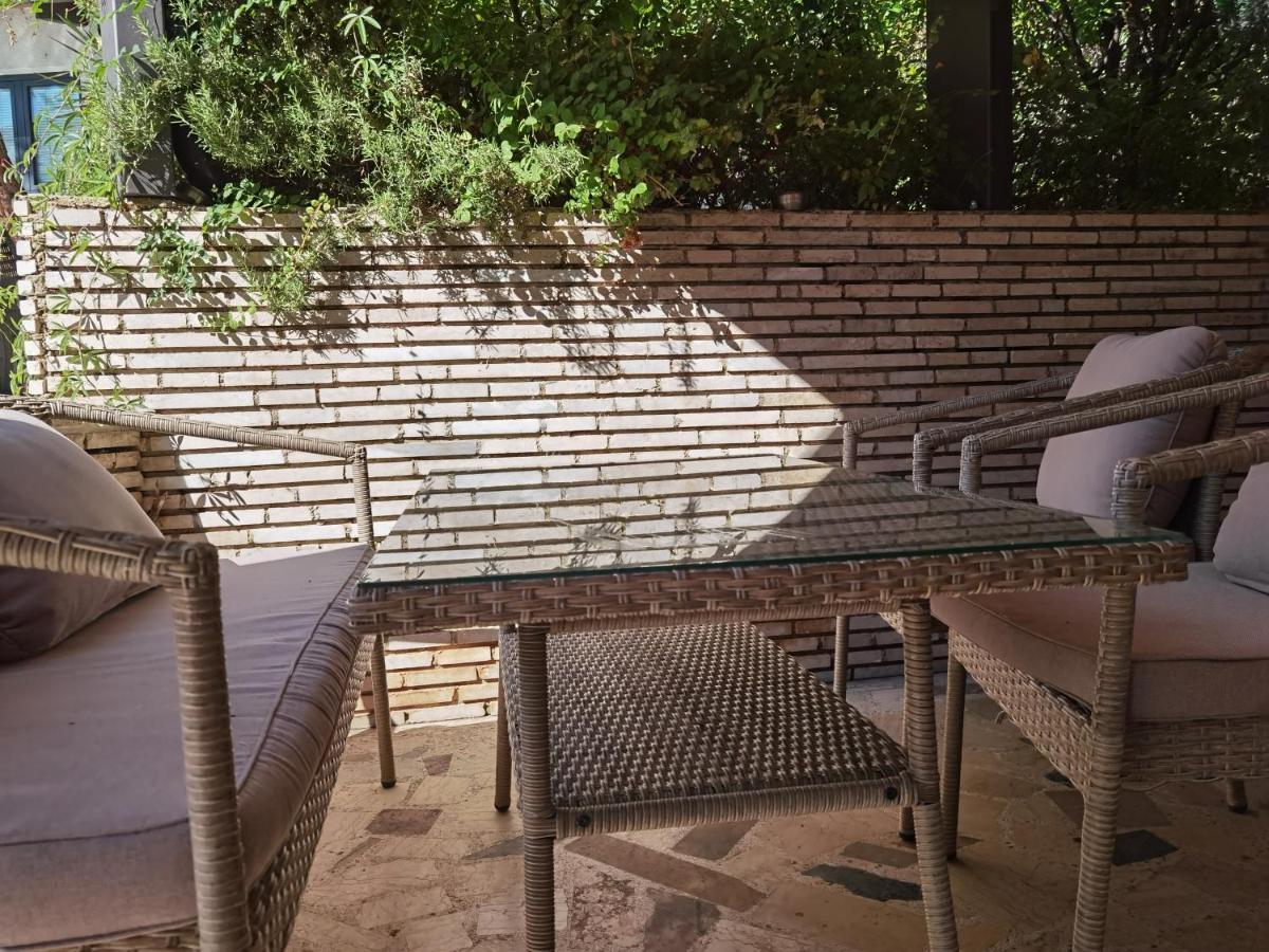 Pine And Lime Apartments Pula Bagian luar foto