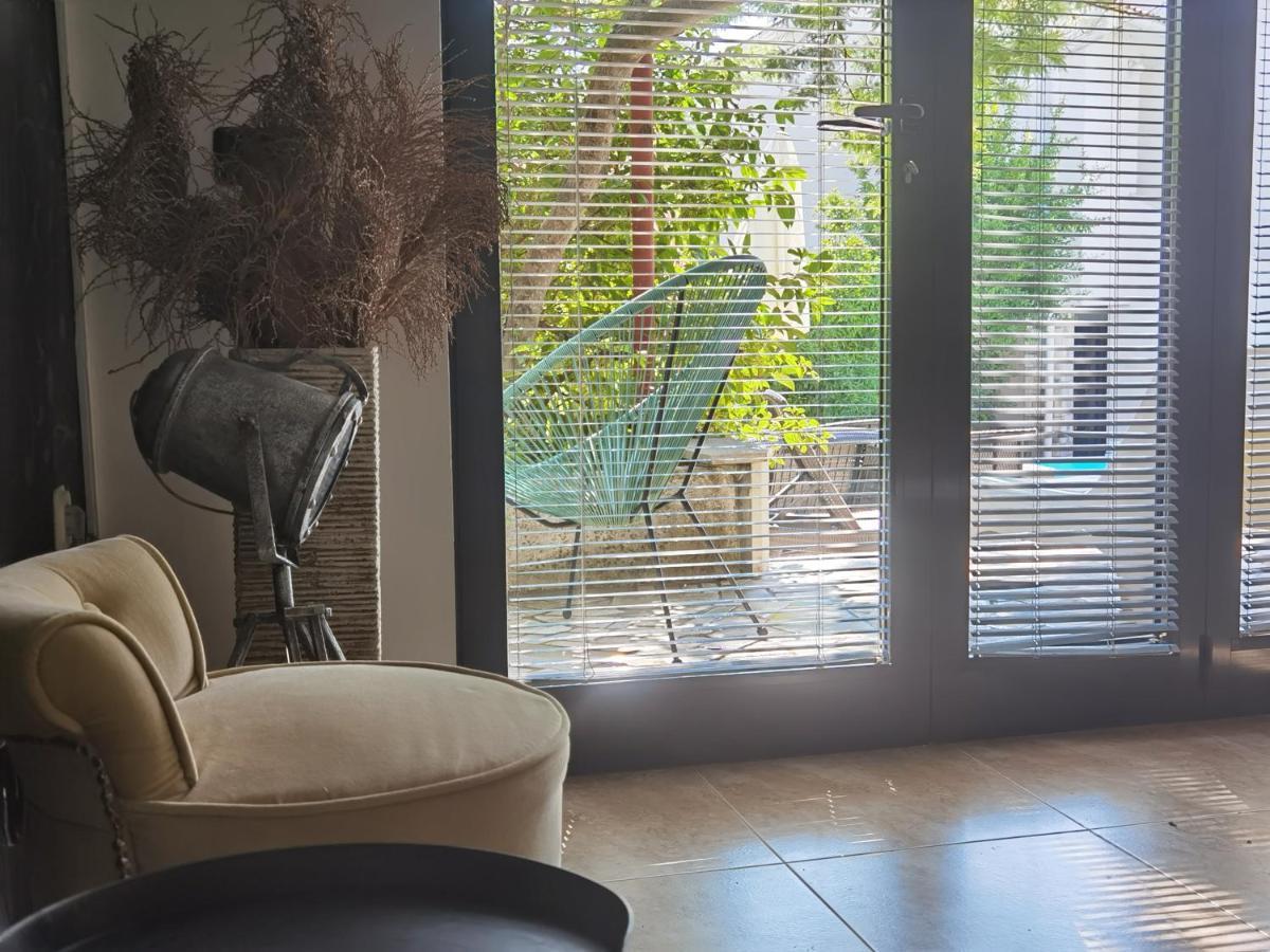 Pine And Lime Apartments Pula Bagian luar foto